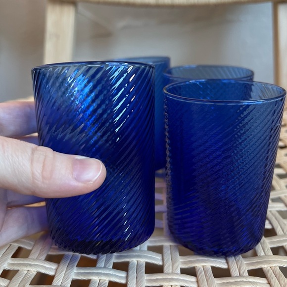 Vintage Cobalt Blue Glass Tumblers Set of 4 Swirl Textured Drinking Glasses, MCM - Picture 6 of 7